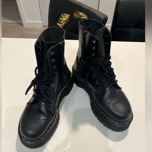 Platform Jadon Doc Martens